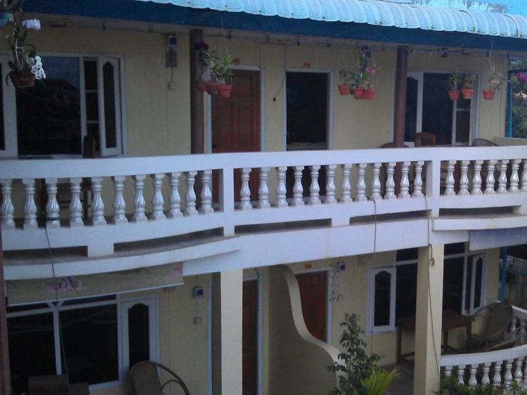 Bright Hotel Nyaung Shwe Eksteriør bilde